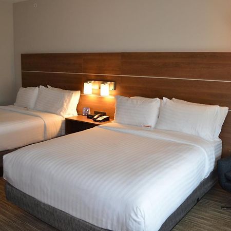 Holiday Inn Express & Suites - Charlotte Ne - University Area By Ihg Bagian luar foto