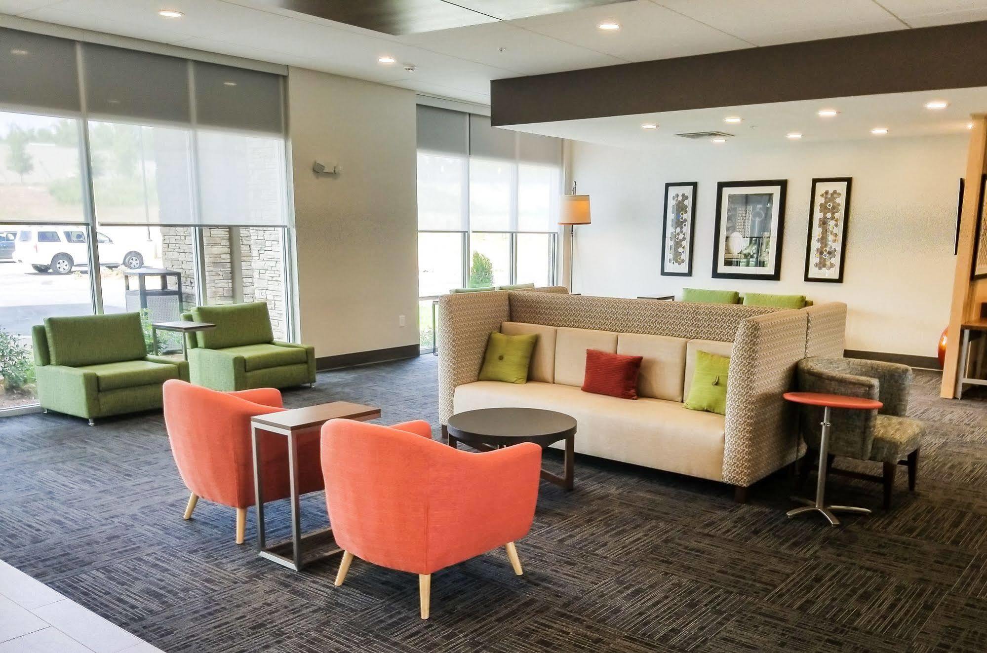 Holiday Inn Express & Suites - Charlotte Ne - University Area By Ihg Bagian luar foto