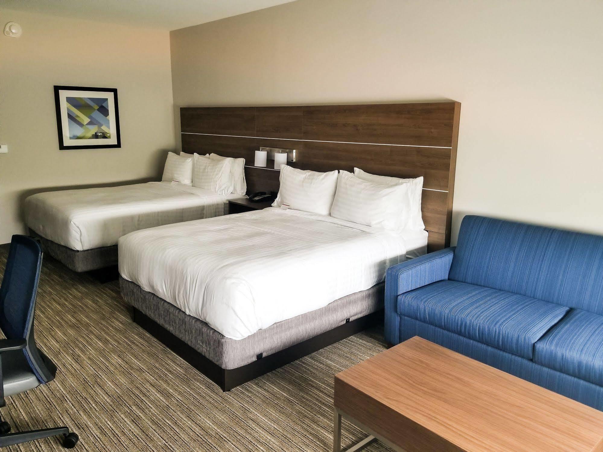 Holiday Inn Express & Suites - Charlotte Ne - University Area By Ihg Bagian luar foto
