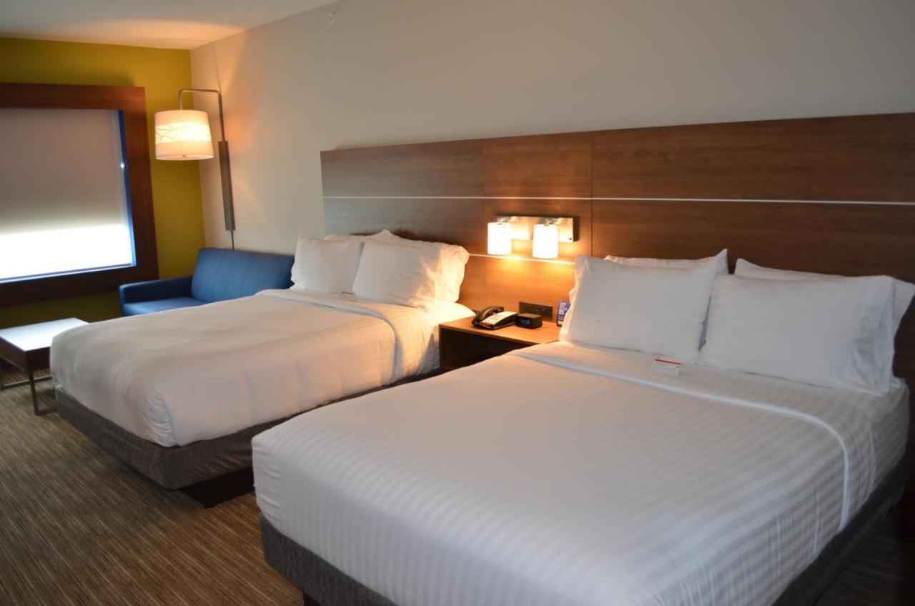 Holiday Inn Express & Suites - Charlotte Ne - University Area By Ihg Bagian luar foto
