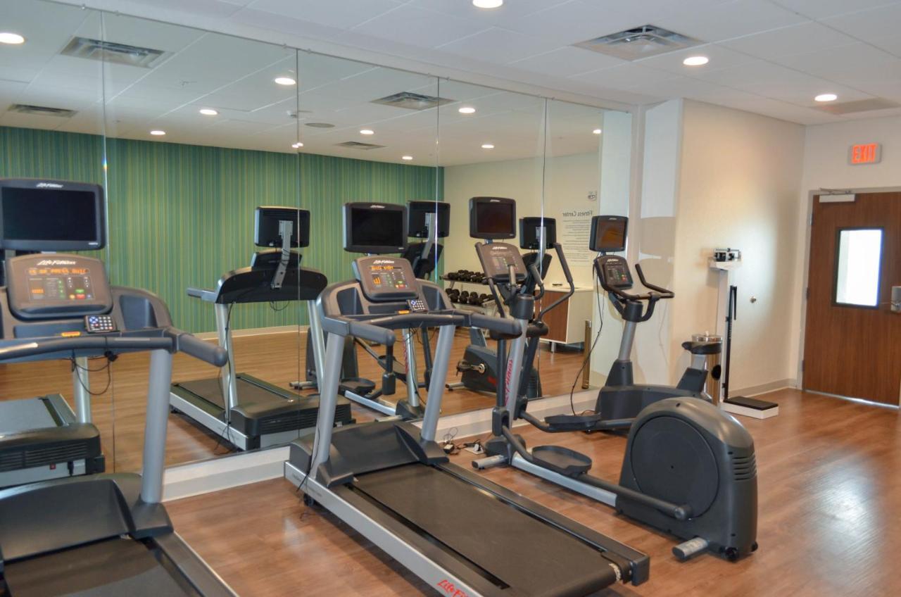 Holiday Inn Express & Suites - Charlotte Ne - University Area By Ihg Bagian luar foto