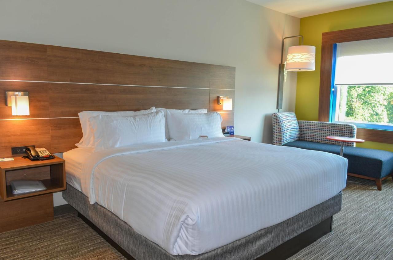 Holiday Inn Express & Suites - Charlotte Ne - University Area By Ihg Bagian luar foto
